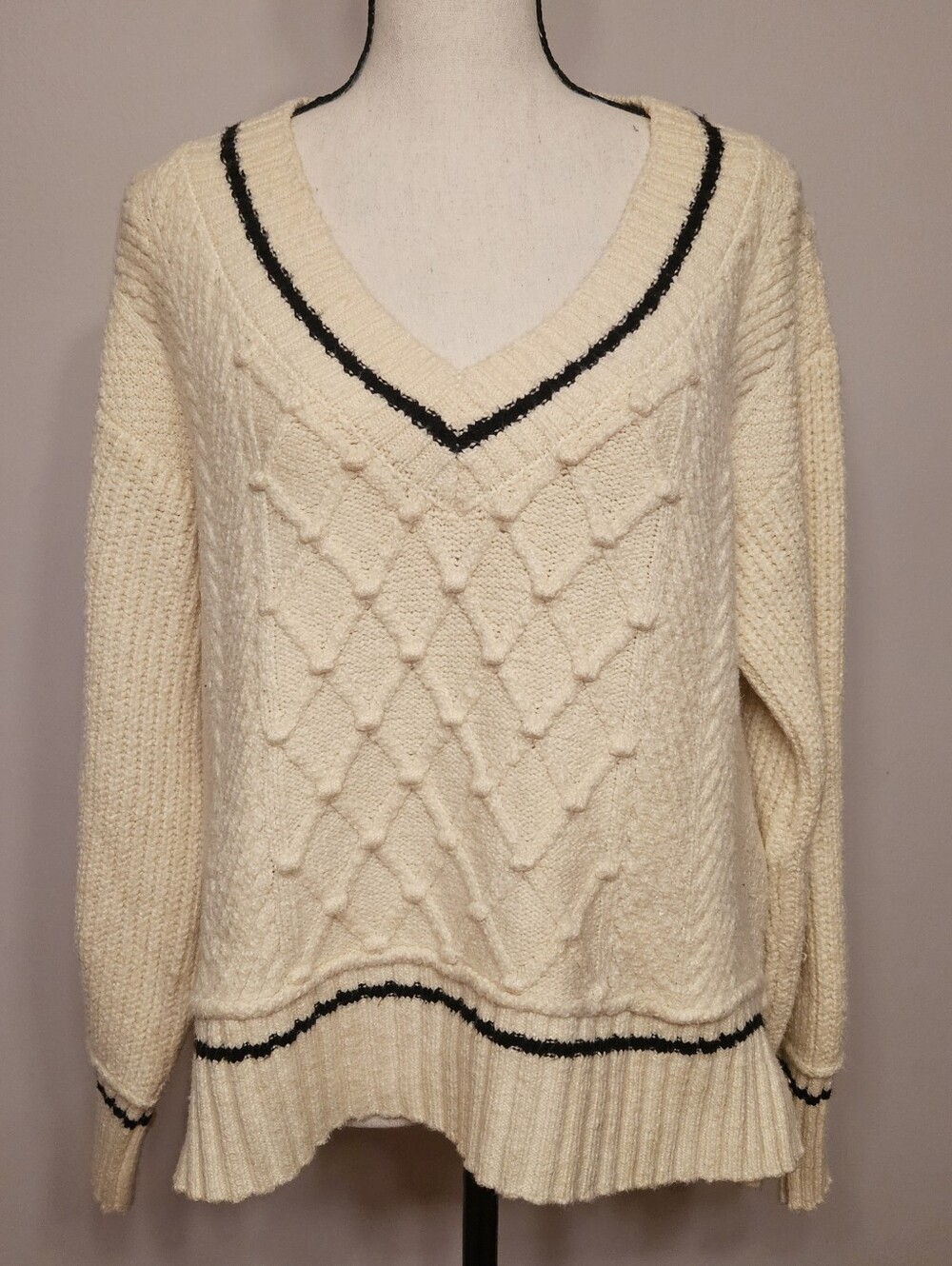 Maeve bt Anthropologie Tillie V-Neck Cable Knit Popcorn Cricket Sweater, Size M